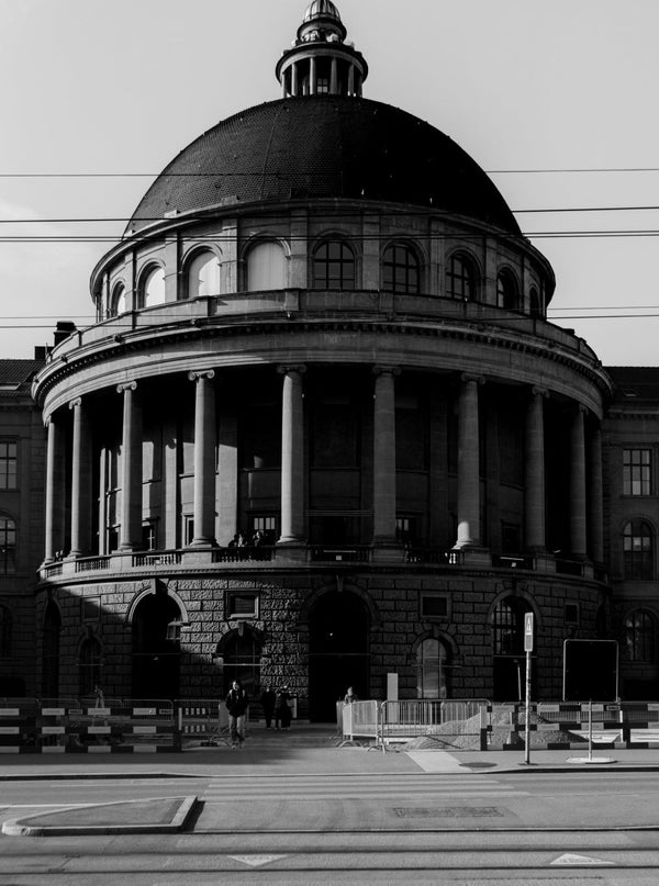 The Swiss Skincare Gold Standard: Why IRÄYE is the New Frontier of Skin Longevity